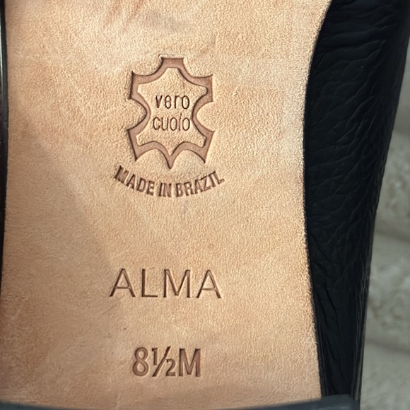 Brighton Vero Cuoio Brown and Black Loafers with Tassel Detail - Picture 10 of 10